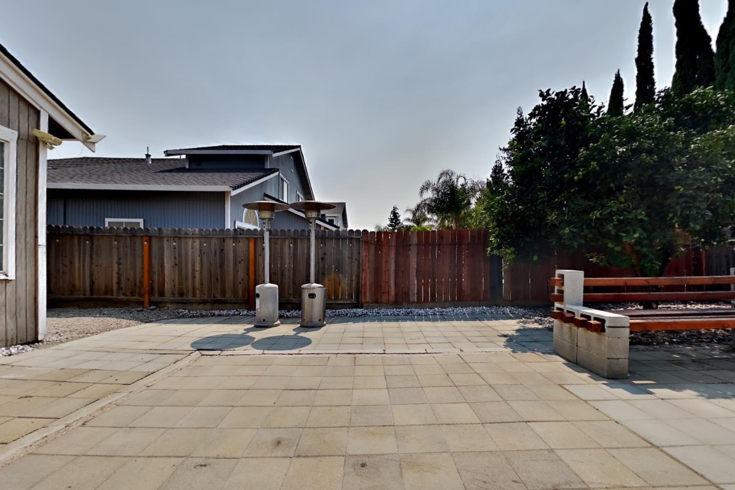 1219 Mohr Cir, Manteca, CA 95337