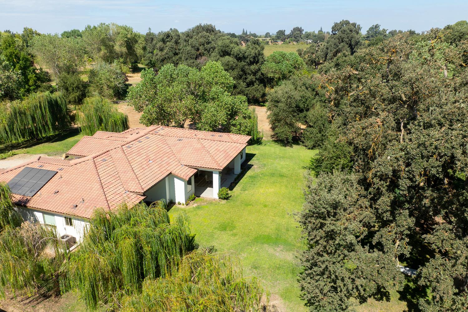 1316 Trails Way, Modesto, CA 95357