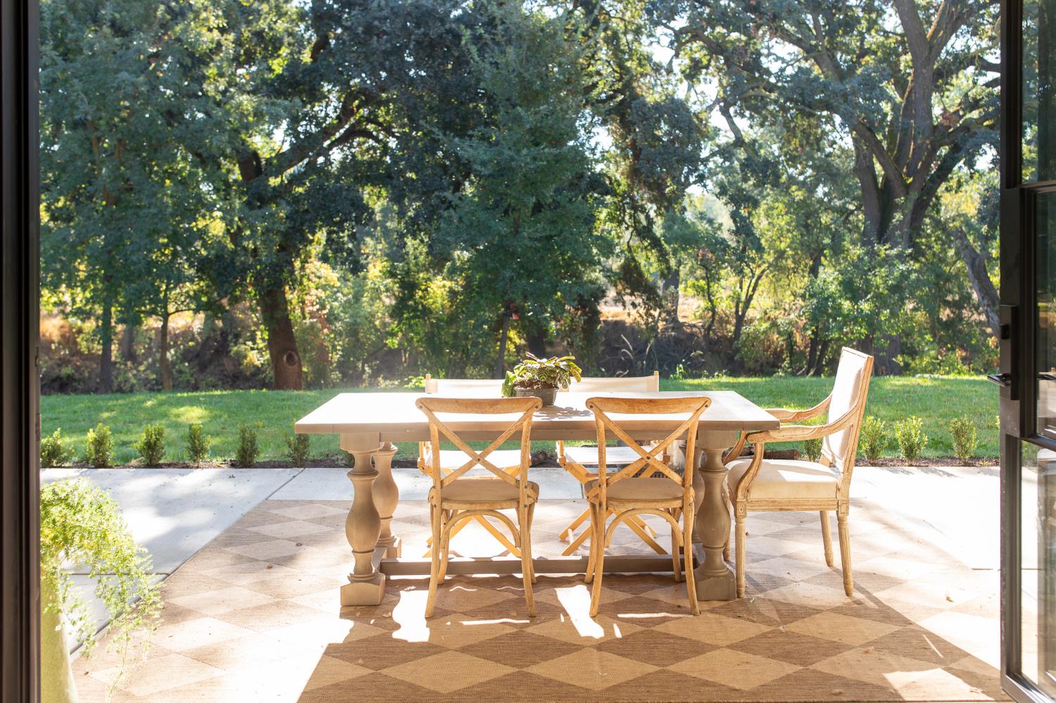 1316 Trails Way, Modesto, CA 95357