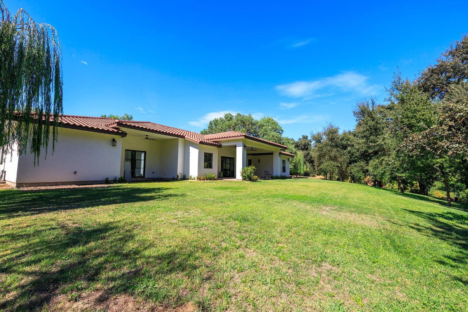 1316 Trails Way, Modesto, CA 95357