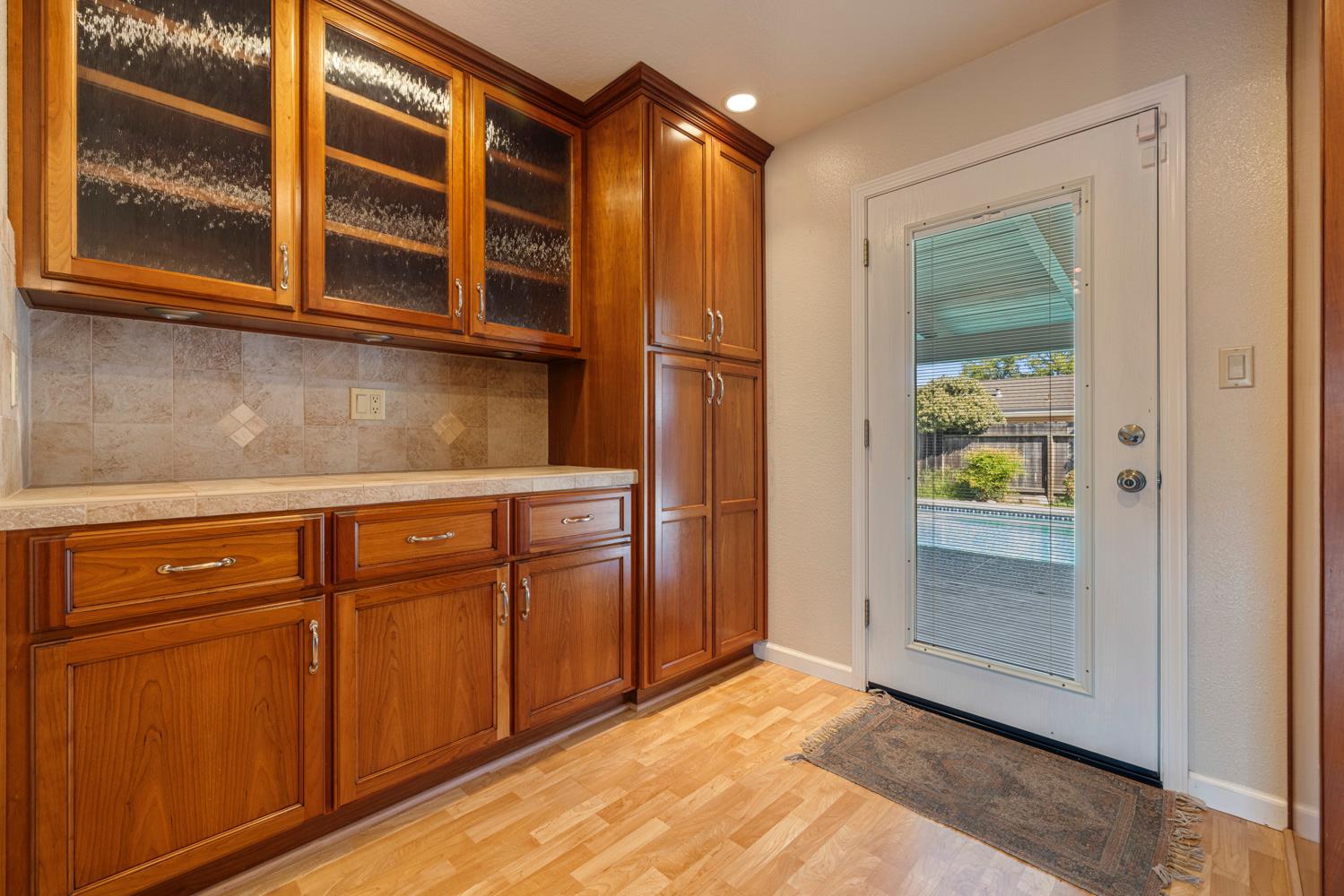 1625 Fernandes St, Modesto, CA 95355