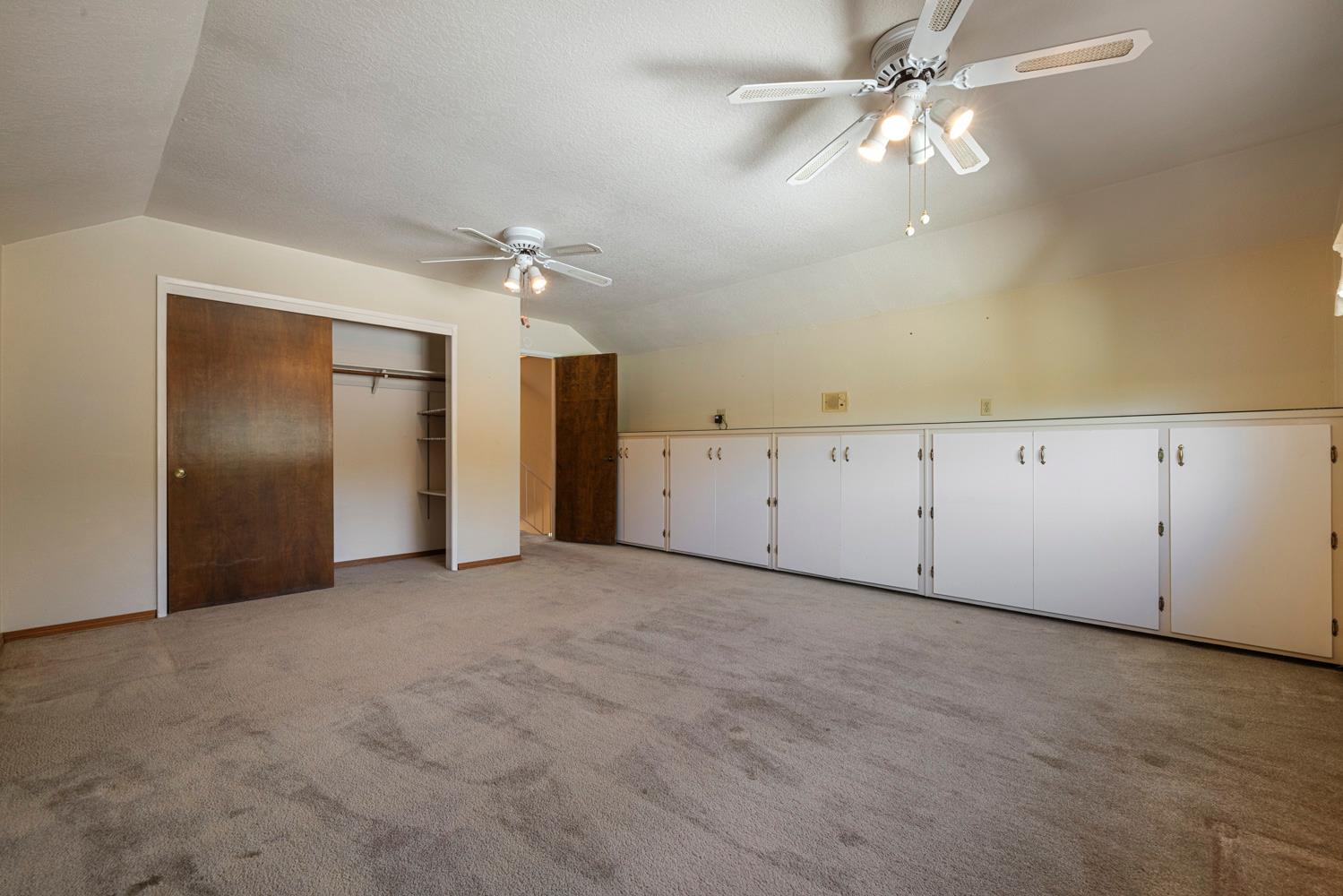 1625 Fernandes St, Modesto, CA 95355