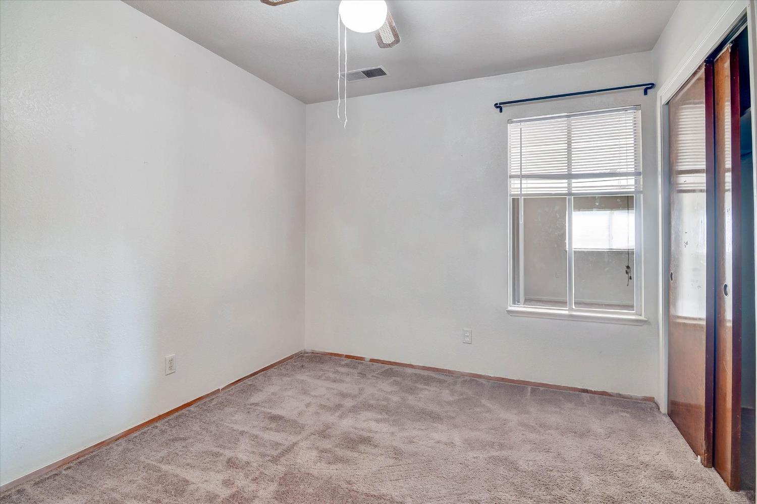 300 Brian Ln, Turlock, CA 95382