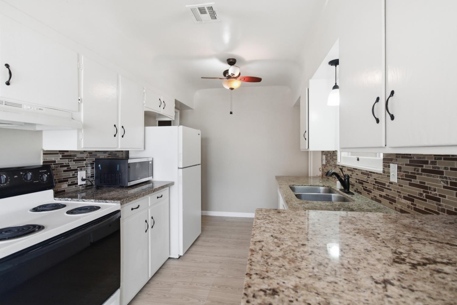 1533 Stetson Ave, Modesto, CA 95350