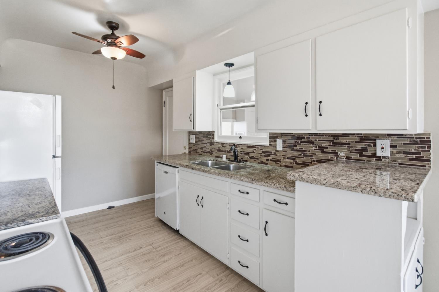1533 Stetson Ave, Modesto, CA 95350