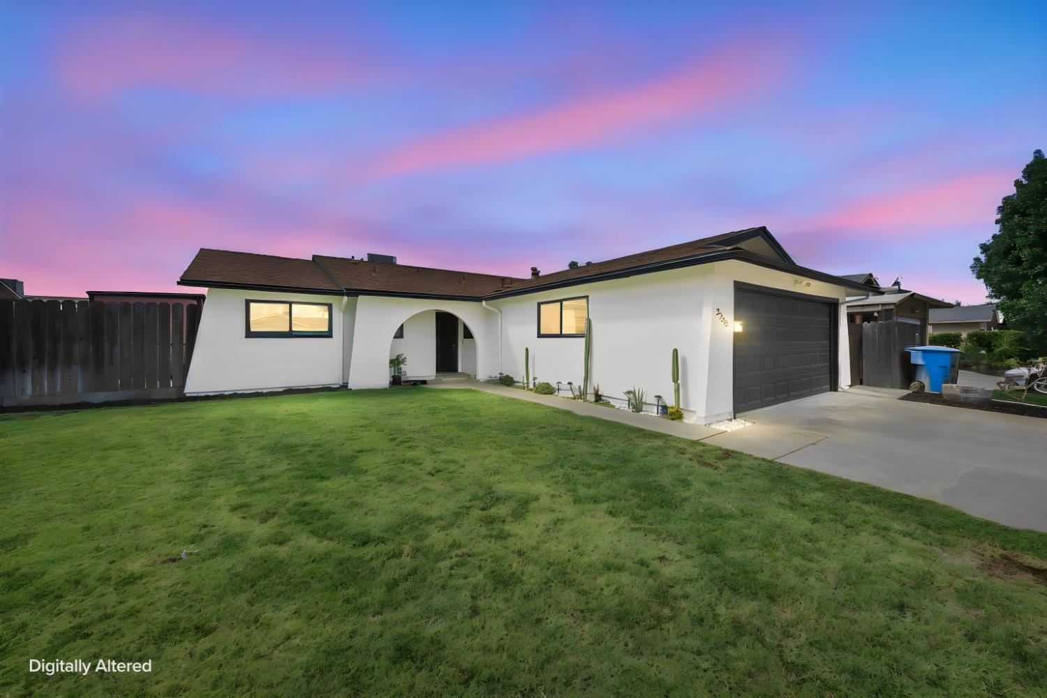 2736 Magnolia St, Ceres, CA 95307