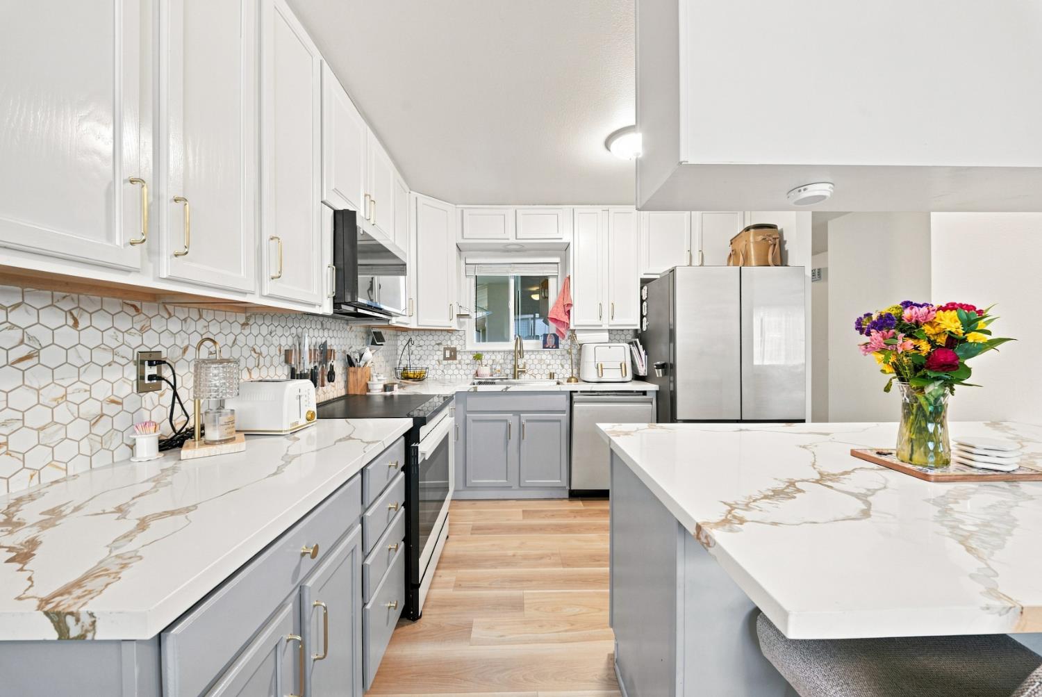 2736 Magnolia St, Ceres, CA 95307