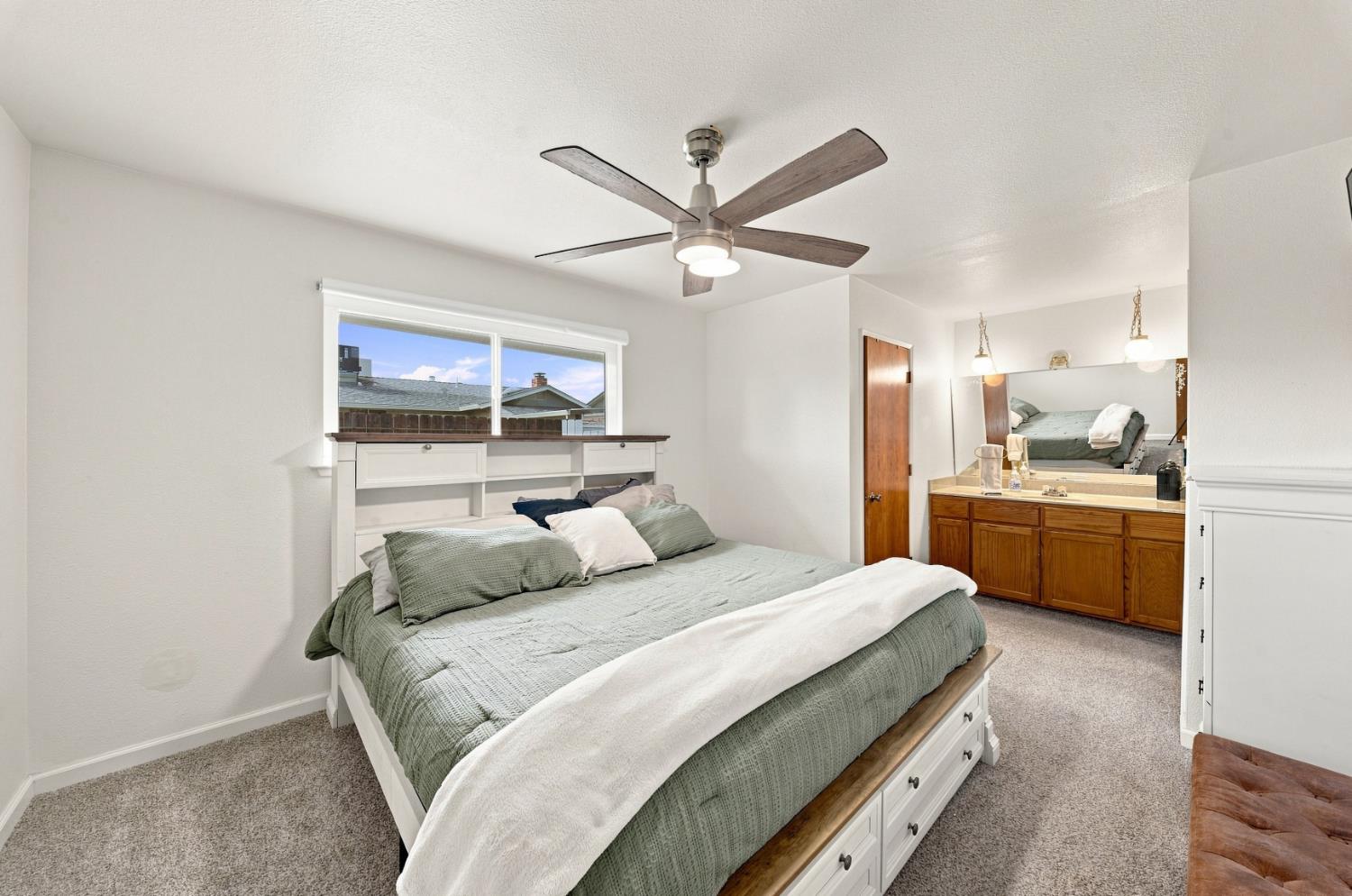 2736 Magnolia St, Ceres, CA 95307
