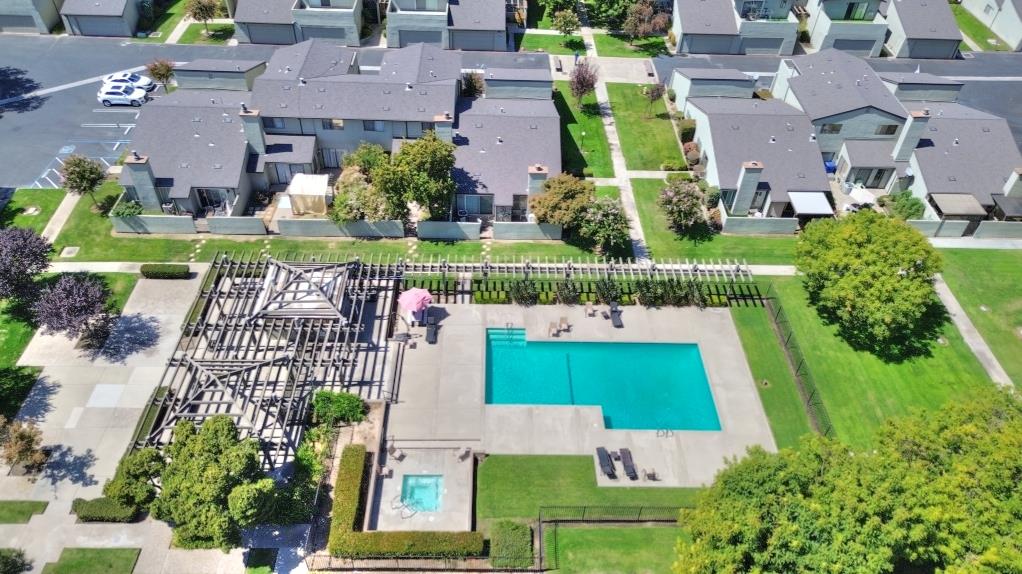 1800 Plaza De Maria, Modesto, CA 95350
