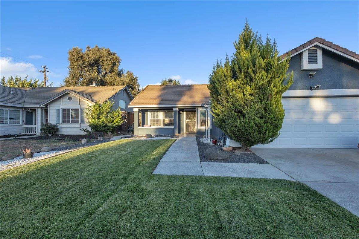 6362 Rock Creek Rd, Riverbank, CA 95367