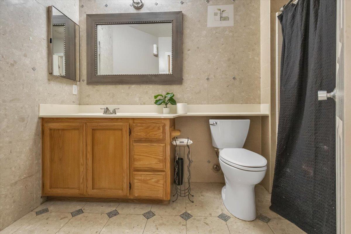 6362 Rock Creek Rd, Riverbank, CA 95367