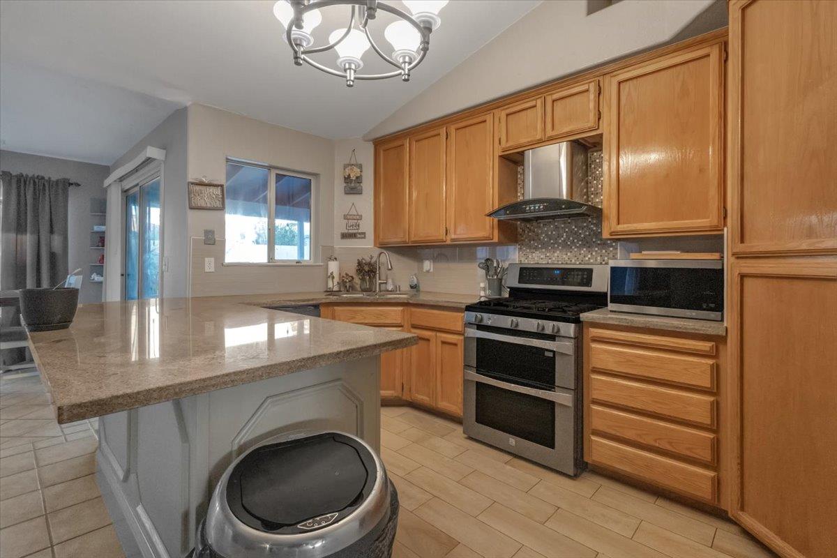 6362 Rock Creek Rd, Riverbank, CA 95367