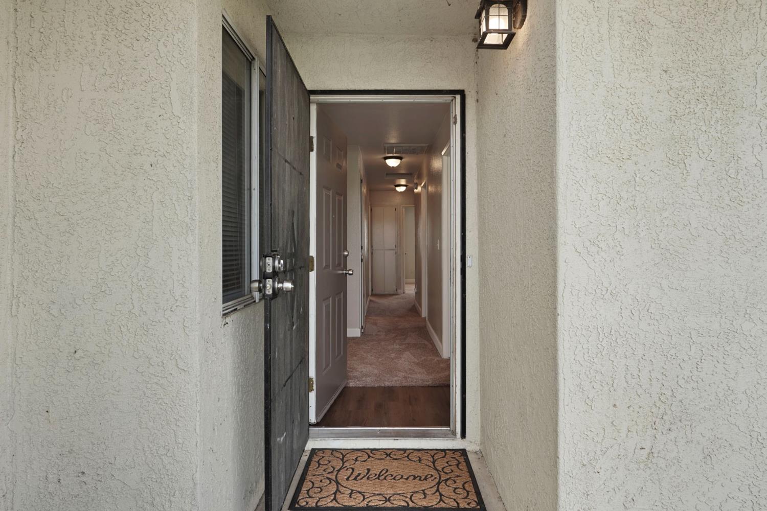 3954 Sweepstakes Dr, Riverbank, CA 95367