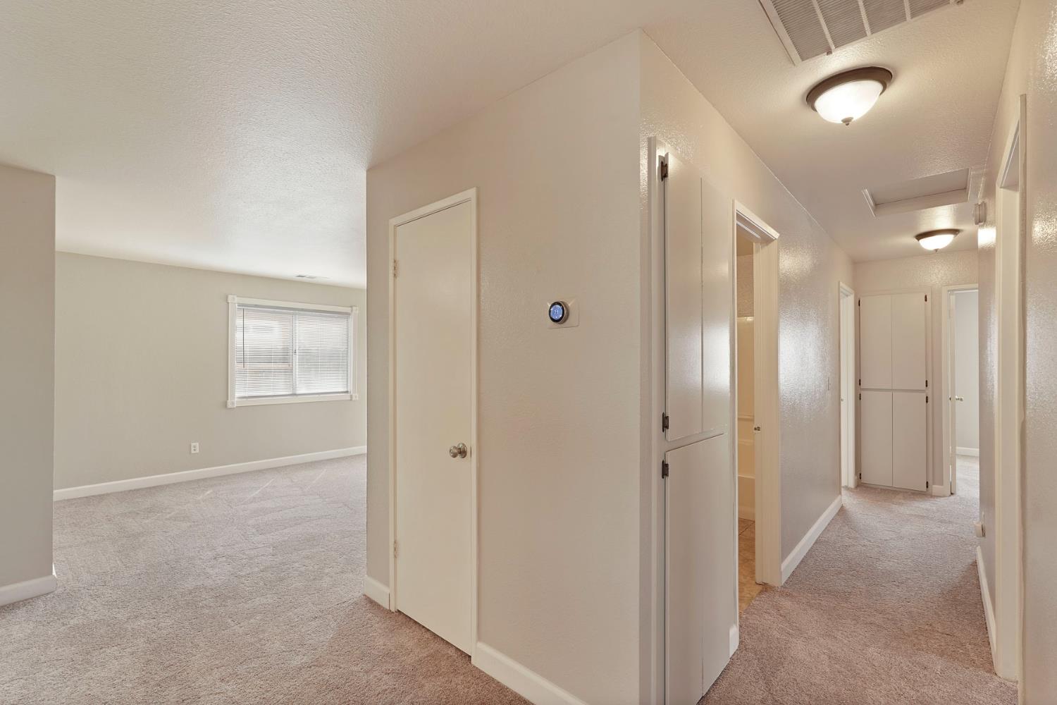 3954 Sweepstakes Dr, Riverbank, CA 95367