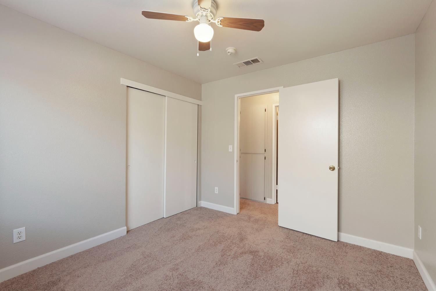 3954 Sweepstakes Dr, Riverbank, CA 95367