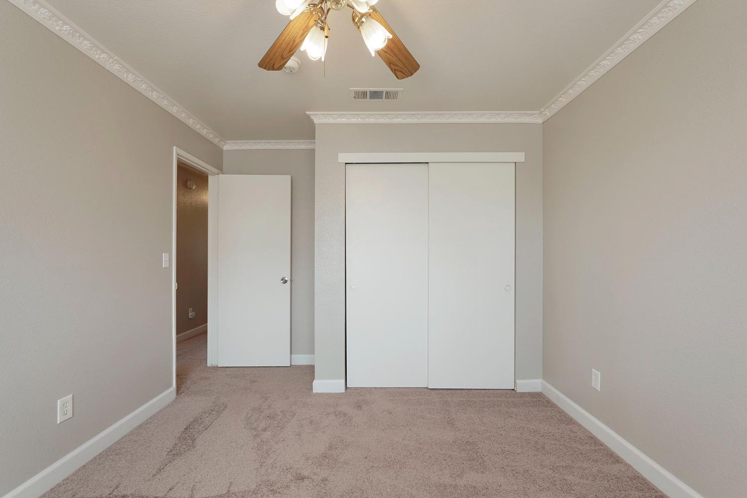 3954 Sweepstakes Dr, Riverbank, CA 95367