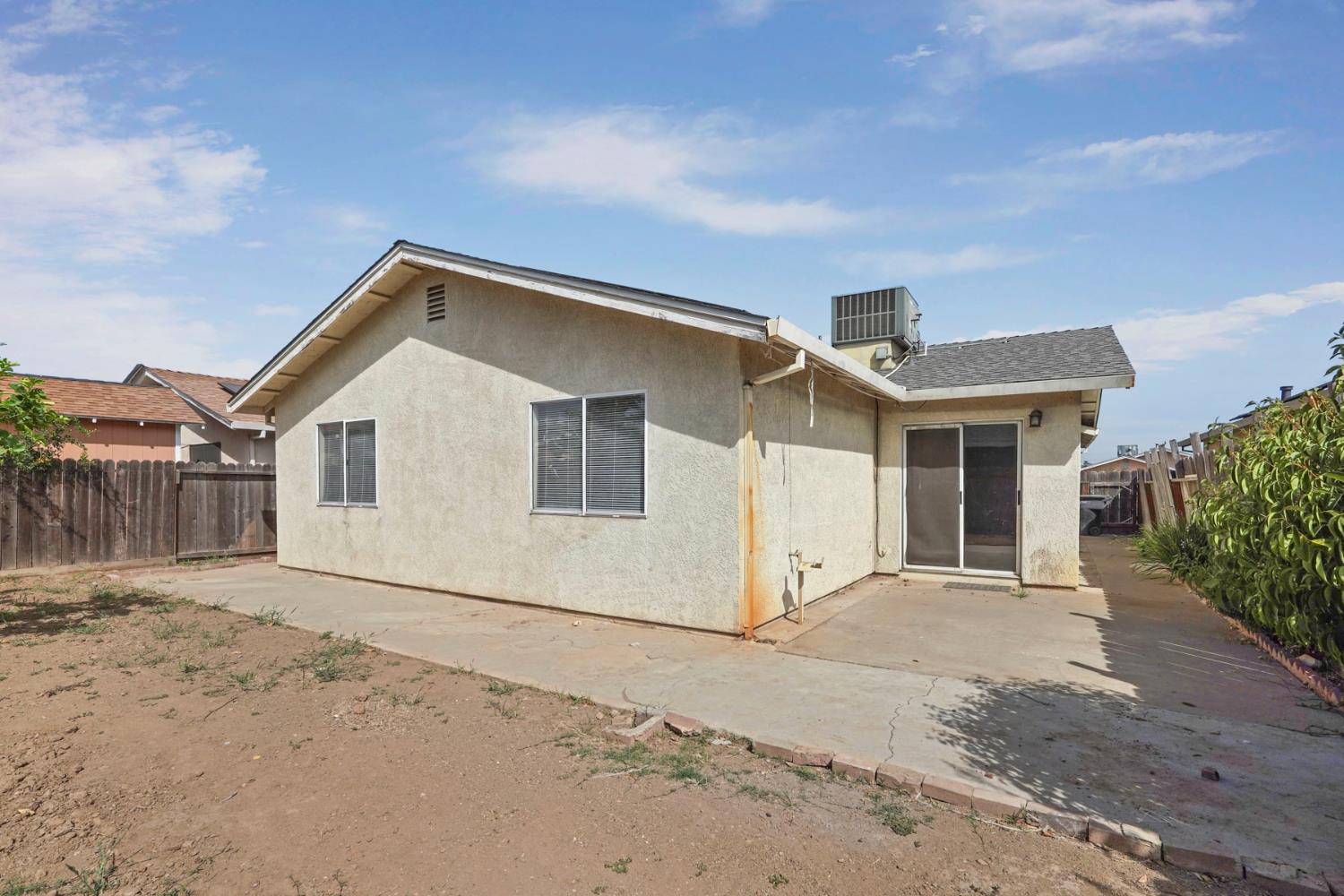 3954 Sweepstakes Dr, Riverbank, CA 95367
