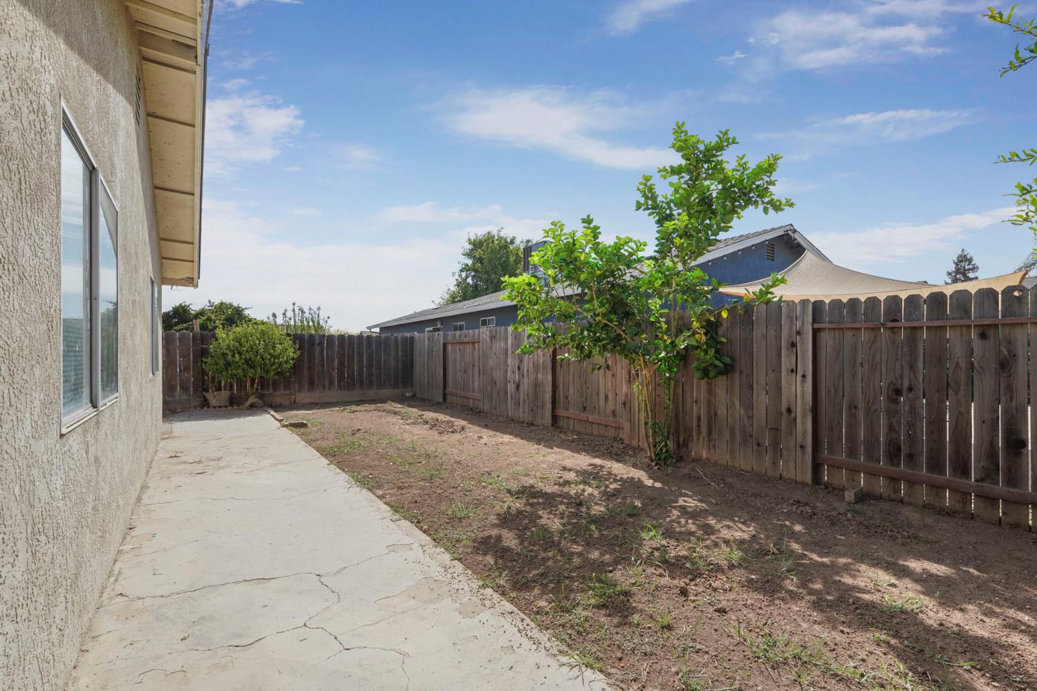 3954 Sweepstakes Dr, Riverbank, CA 95367