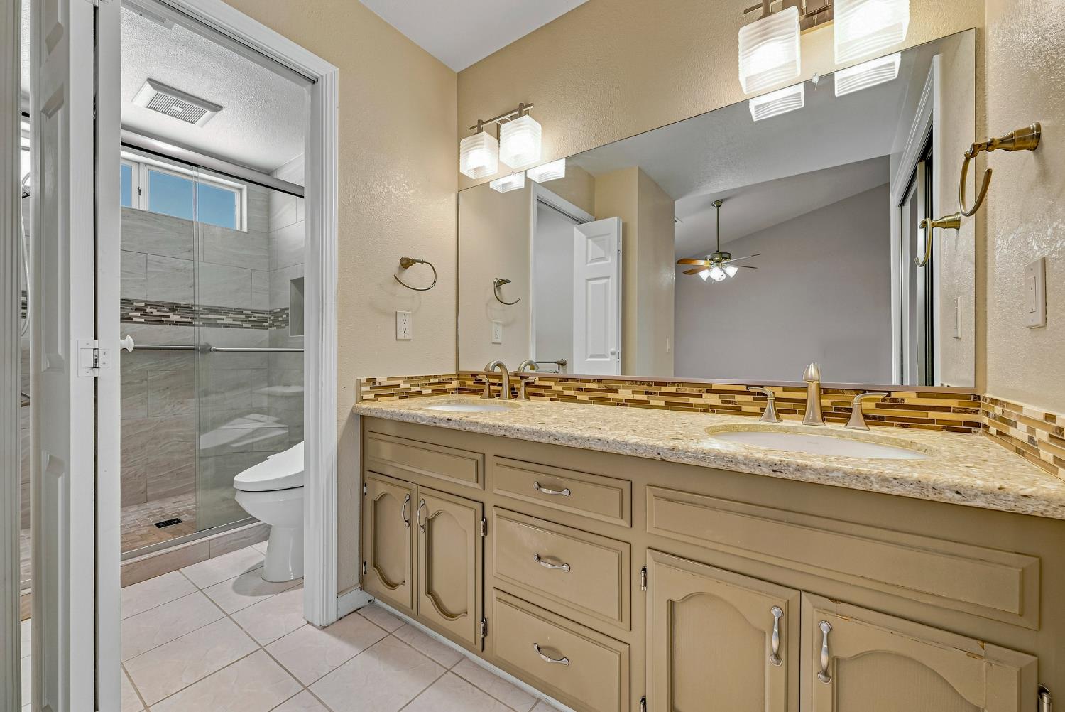 3311 Shamrock Ave, Merced, CA 95340