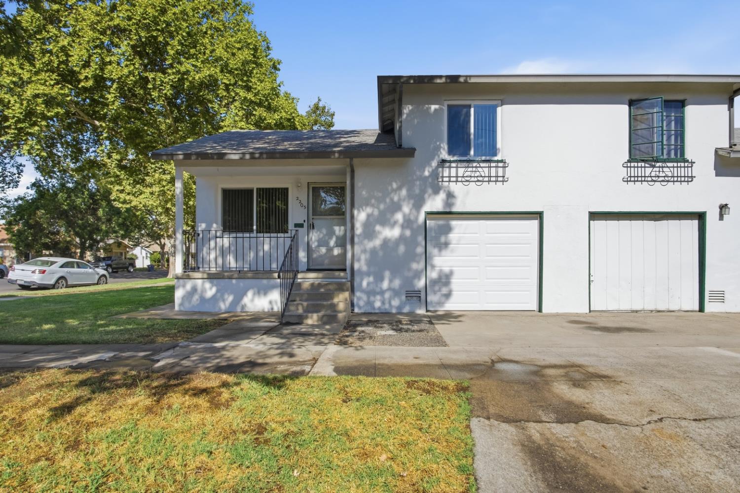 2205 O St, Merced, CA 95340