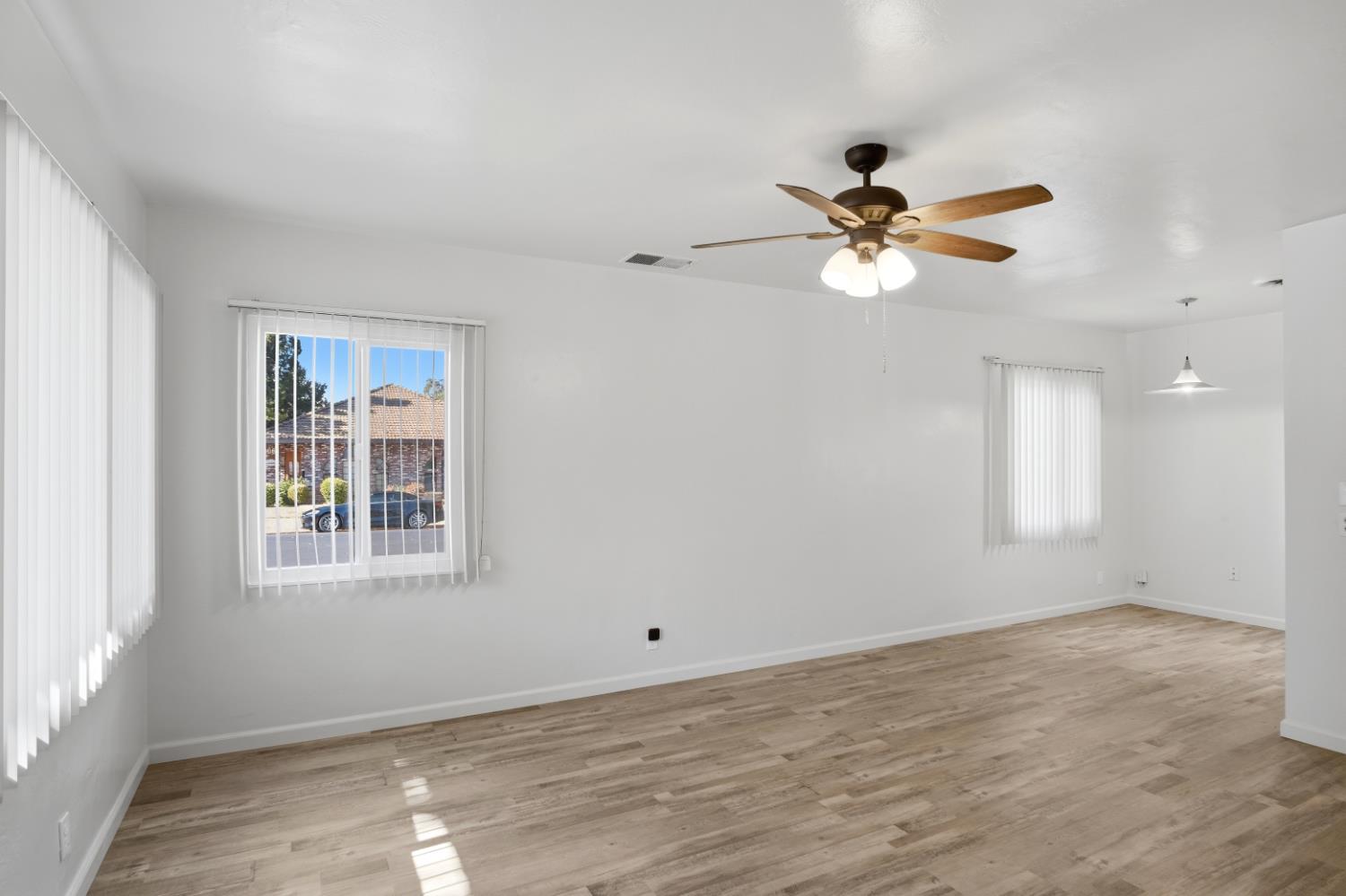 2205 O St, Merced, CA 95340