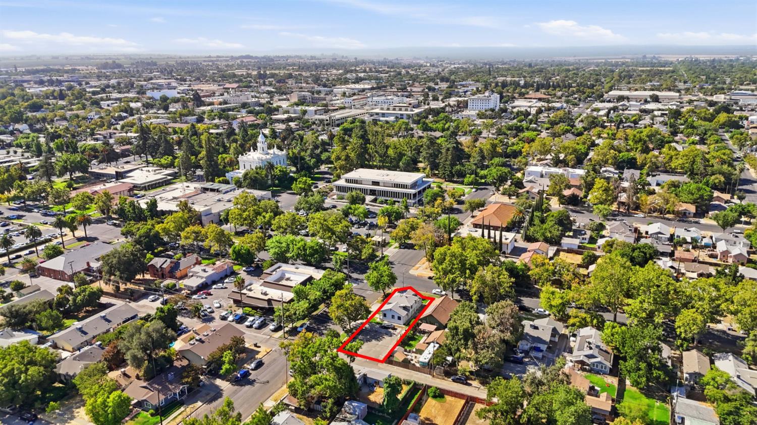2205 O St, Merced, CA 95340