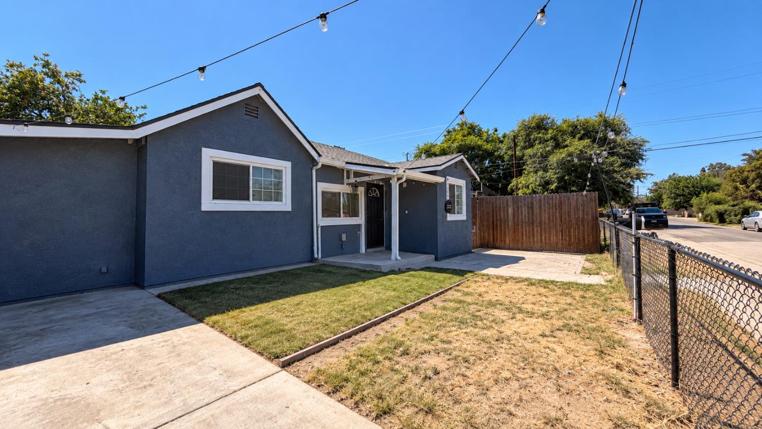 1626 Larkin Ave, Modesto, CA 95354