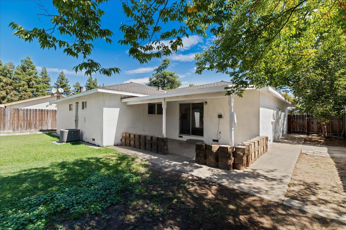 3033 Radnor Way, Modesto, CA 95350