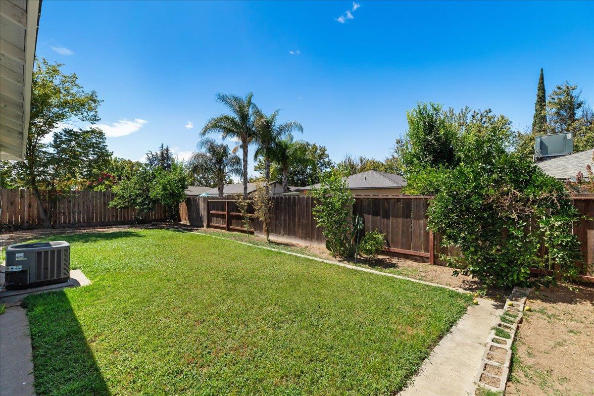 3033 Radnor Way, Modesto, CA 95350