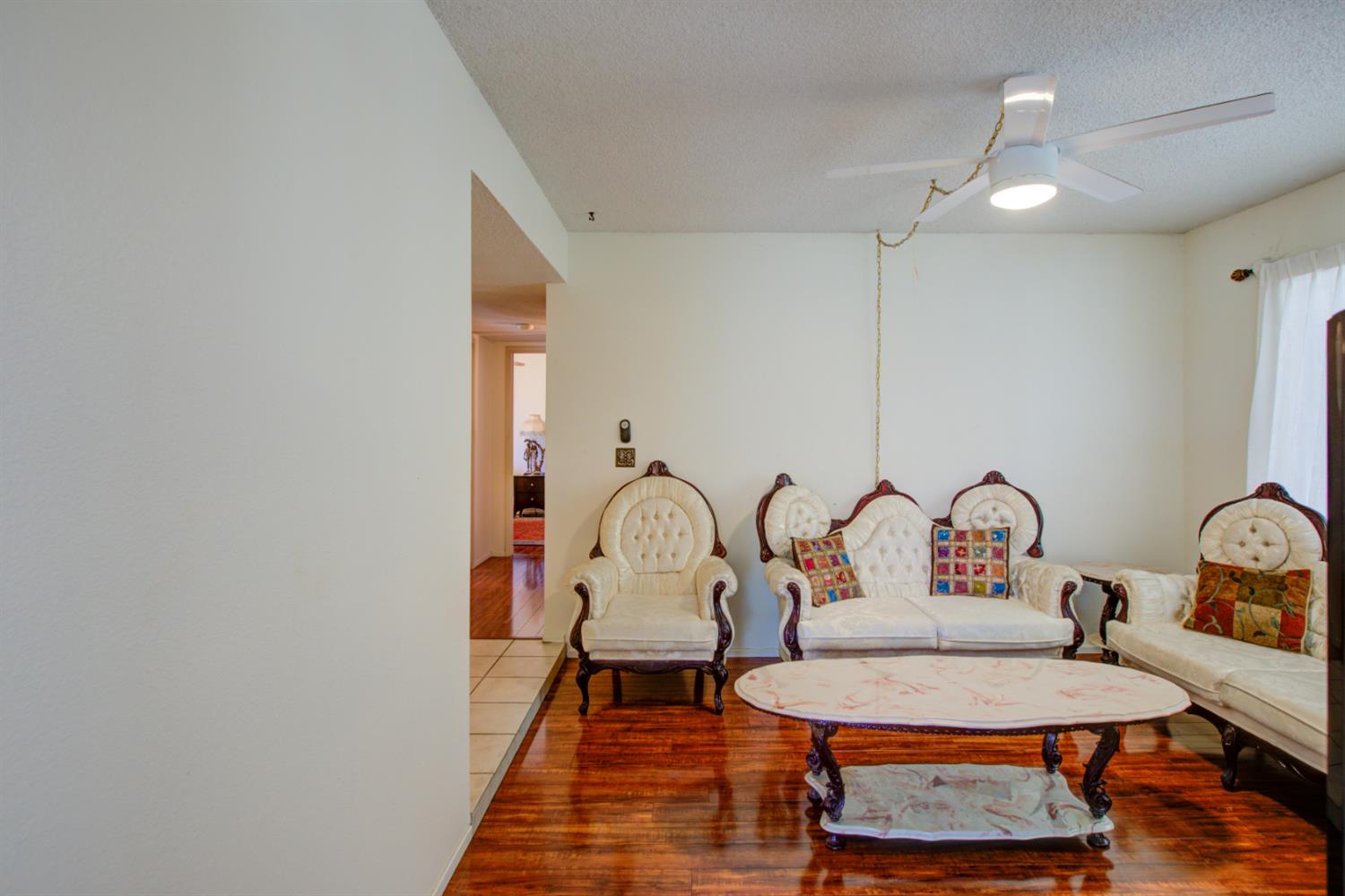 3324 Colonial Dr, Modesto, CA 95350