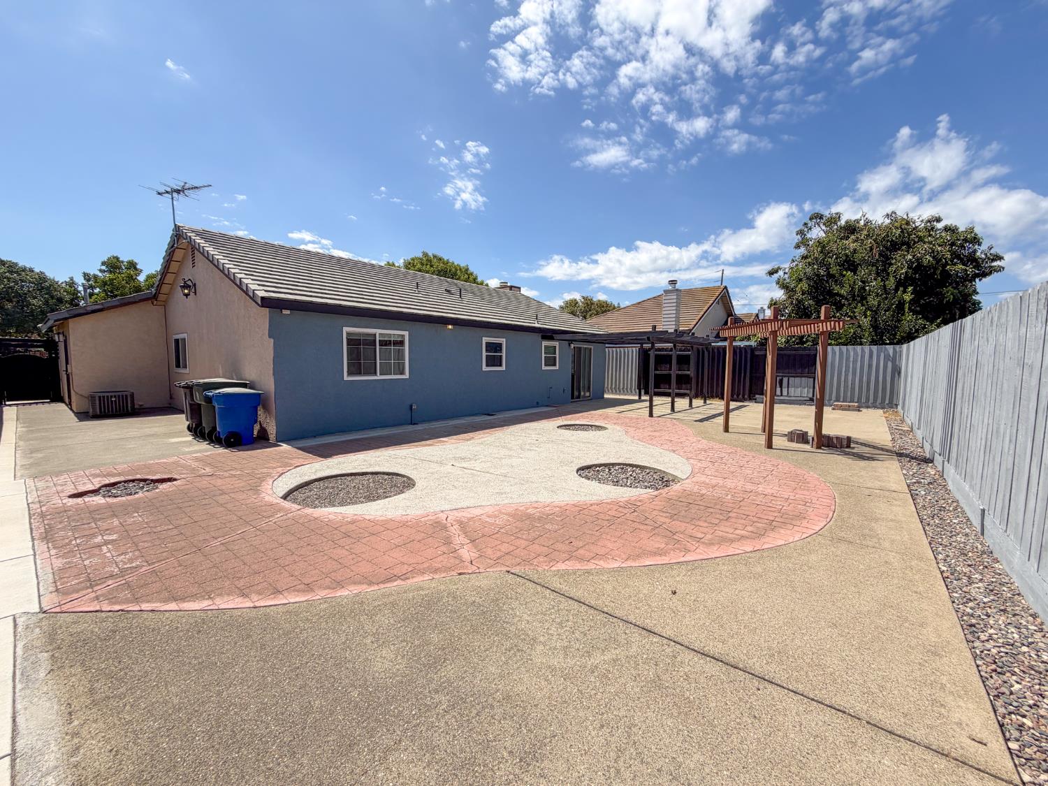 1313 Fannell Dr, Ceres, CA 95307