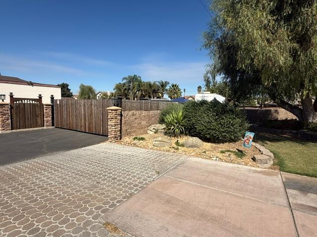 541 Hills Ferry Rd, Newman, CA 95360