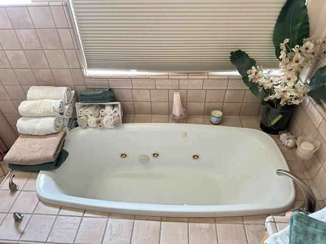 541 Hills Ferry Rd, Newman, CA 95360