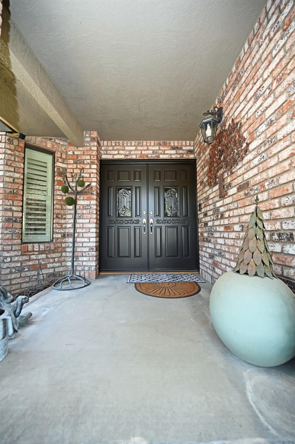 2565 Sebastian Dr, Turlock, CA 95382