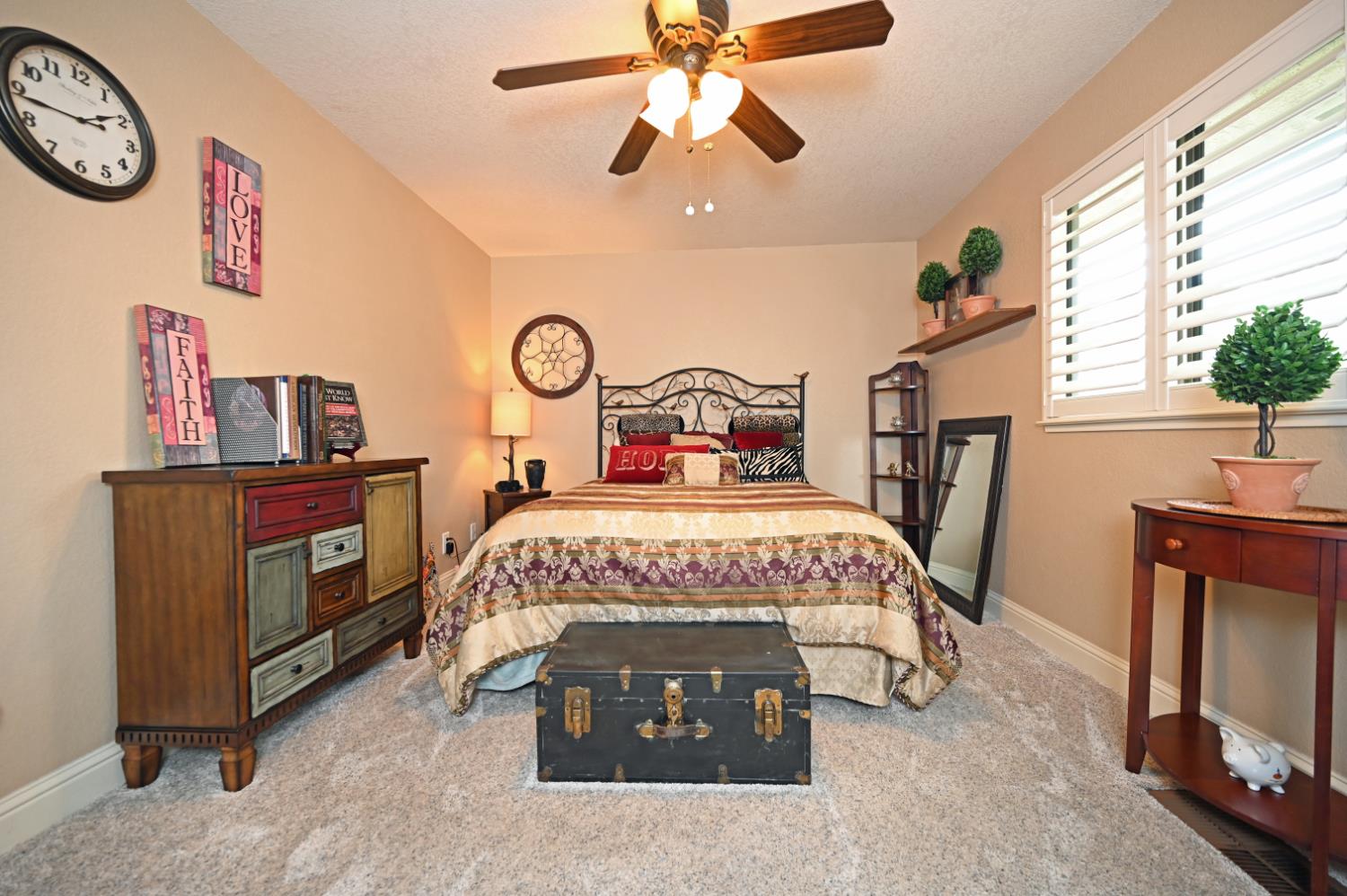2565 Sebastian Dr, Turlock, CA 95382