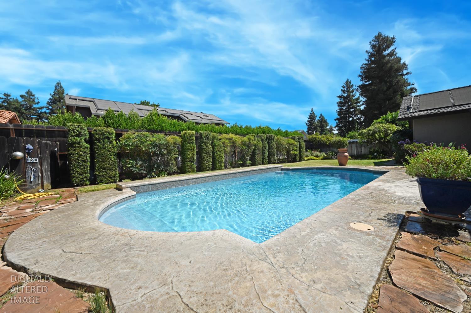 2565 Sebastian Dr, Turlock, CA 95382