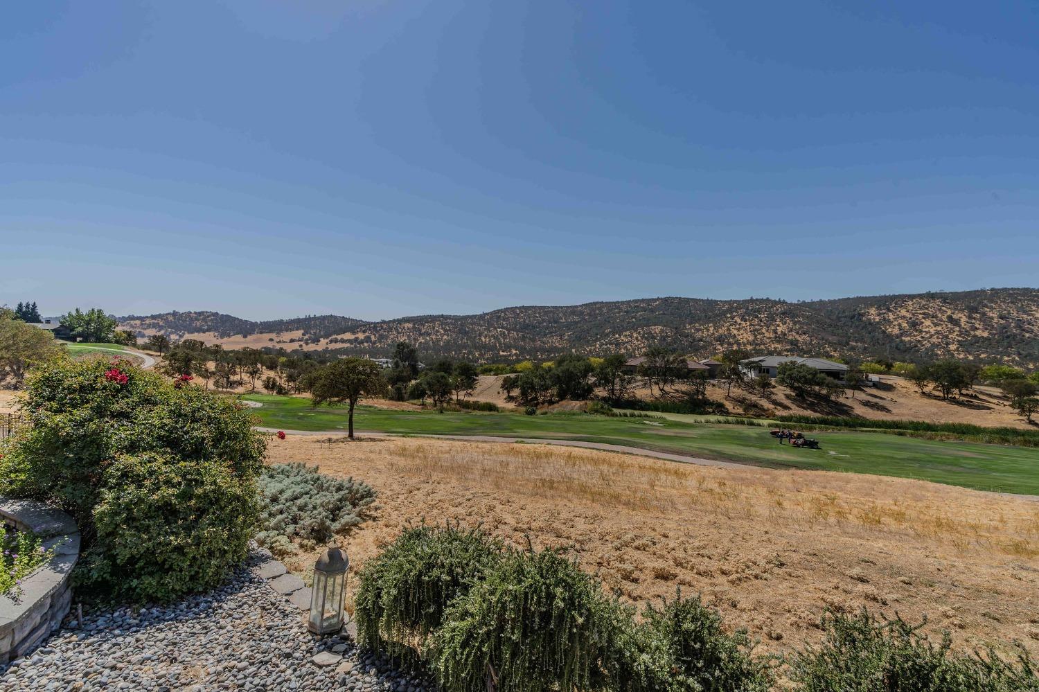 2016 Oak Creek Dr, Copperopolis, CA 95228