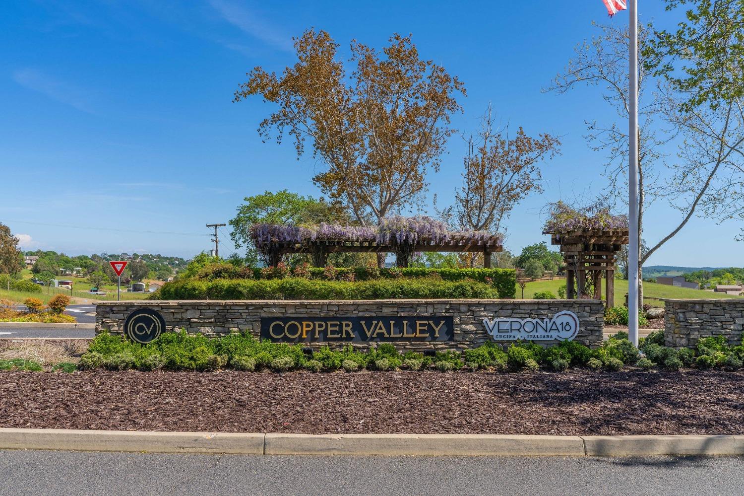 2016 Oak Creek Dr, Copperopolis, CA 95228