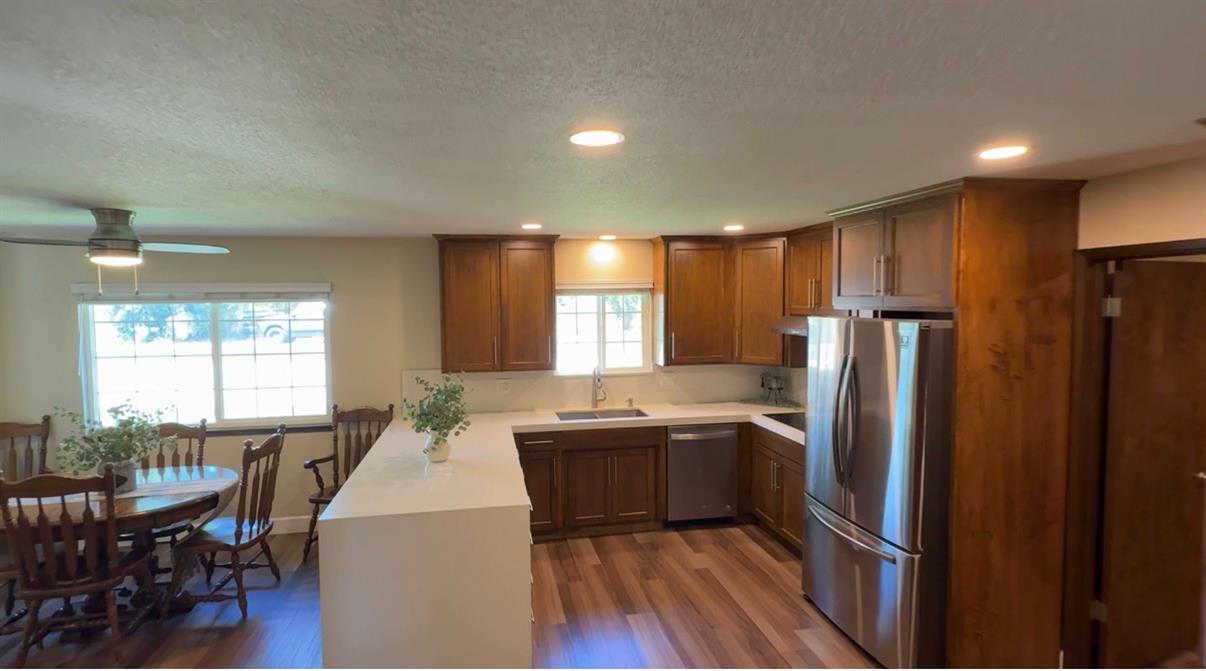 6400 Bearden Ln, Modesto, CA 95357