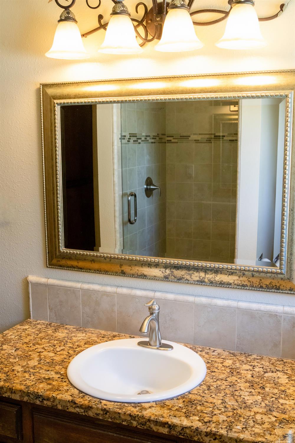 6400 Bearden Ln, Modesto, CA 95357