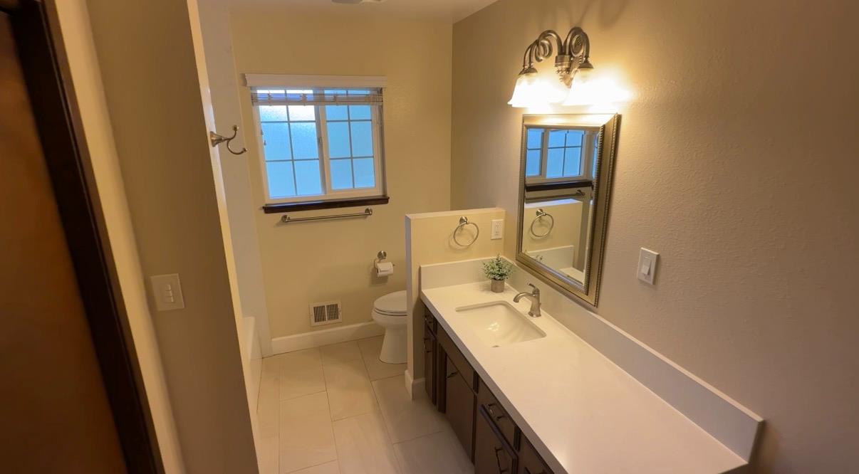 6400 Bearden Ln, Modesto, CA 95357