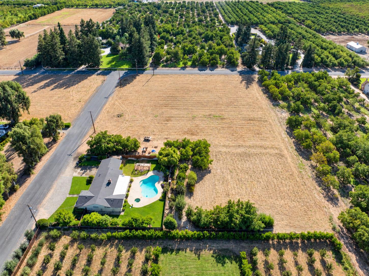 6400 Bearden Ln, Modesto, CA 95357