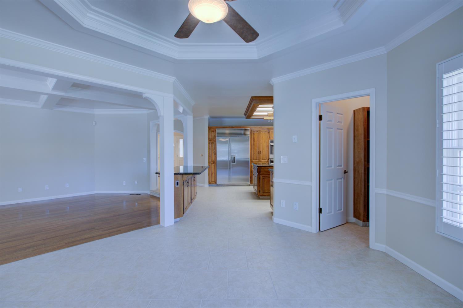 2500 Barola Ln, Modesto, CA 95356