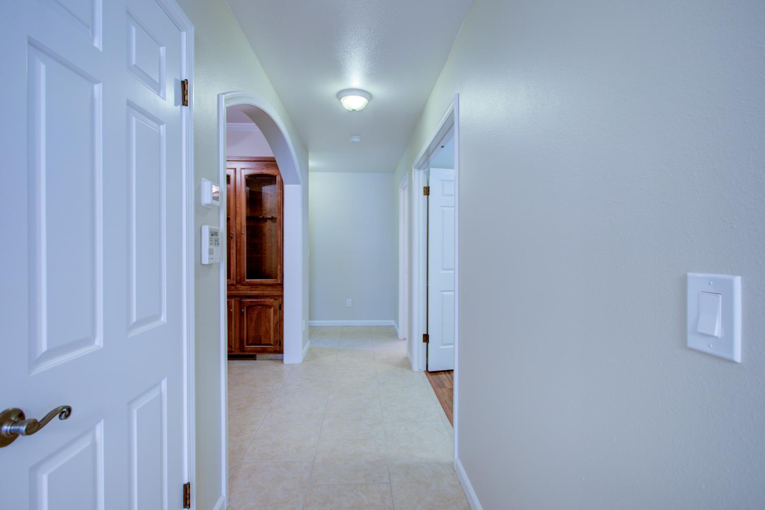 2500 Barola Ln, Modesto, CA 95356