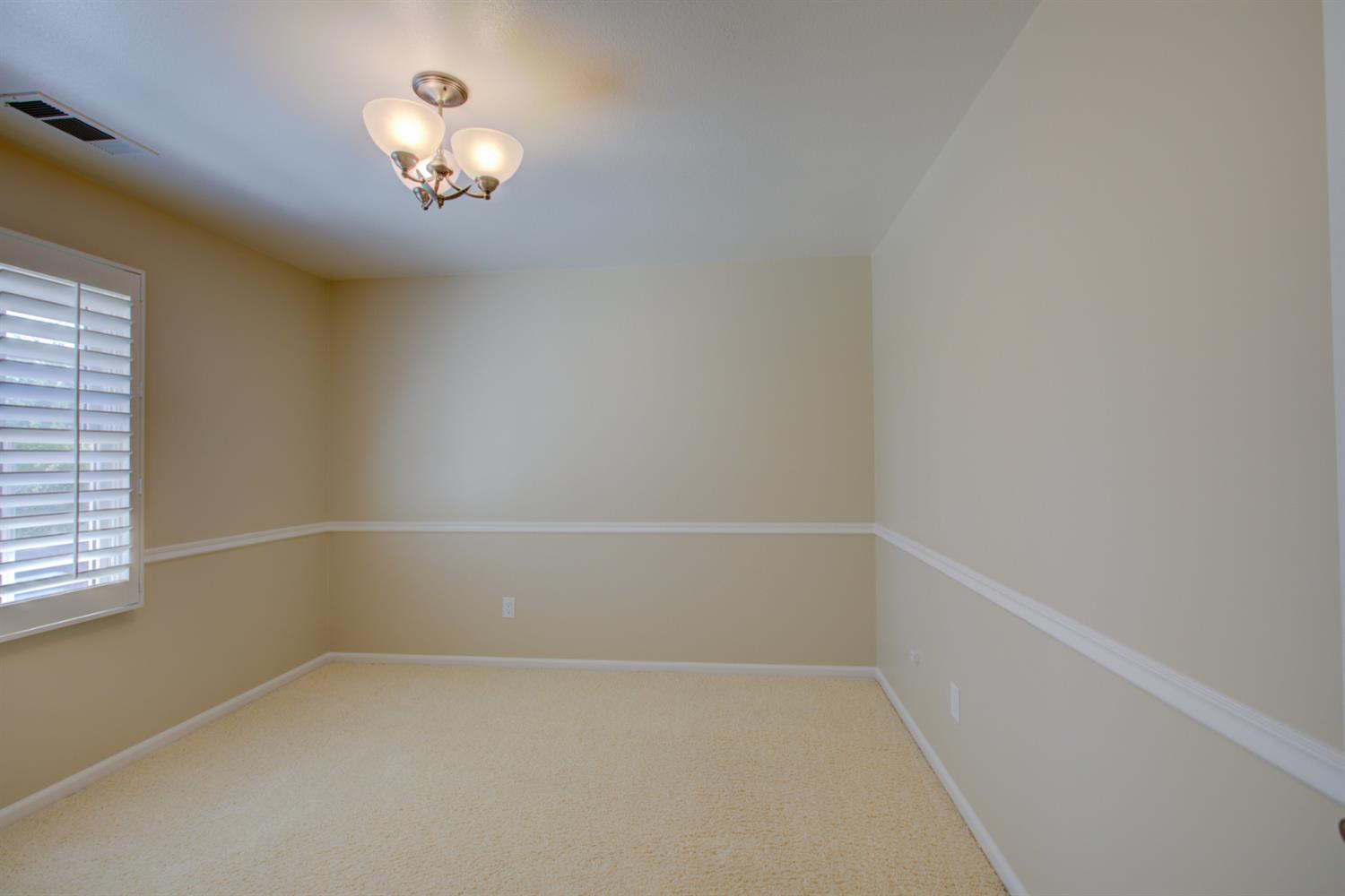 2500 Barola Ln, Modesto, CA 95356