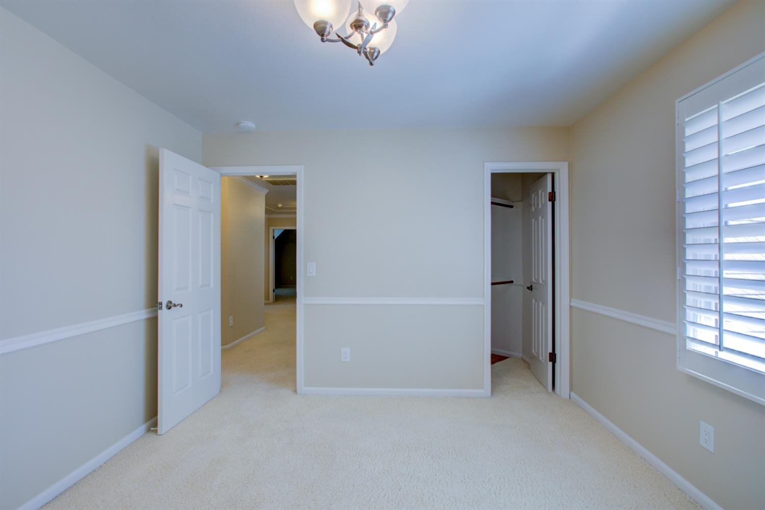 2500 Barola Ln, Modesto, CA 95356
