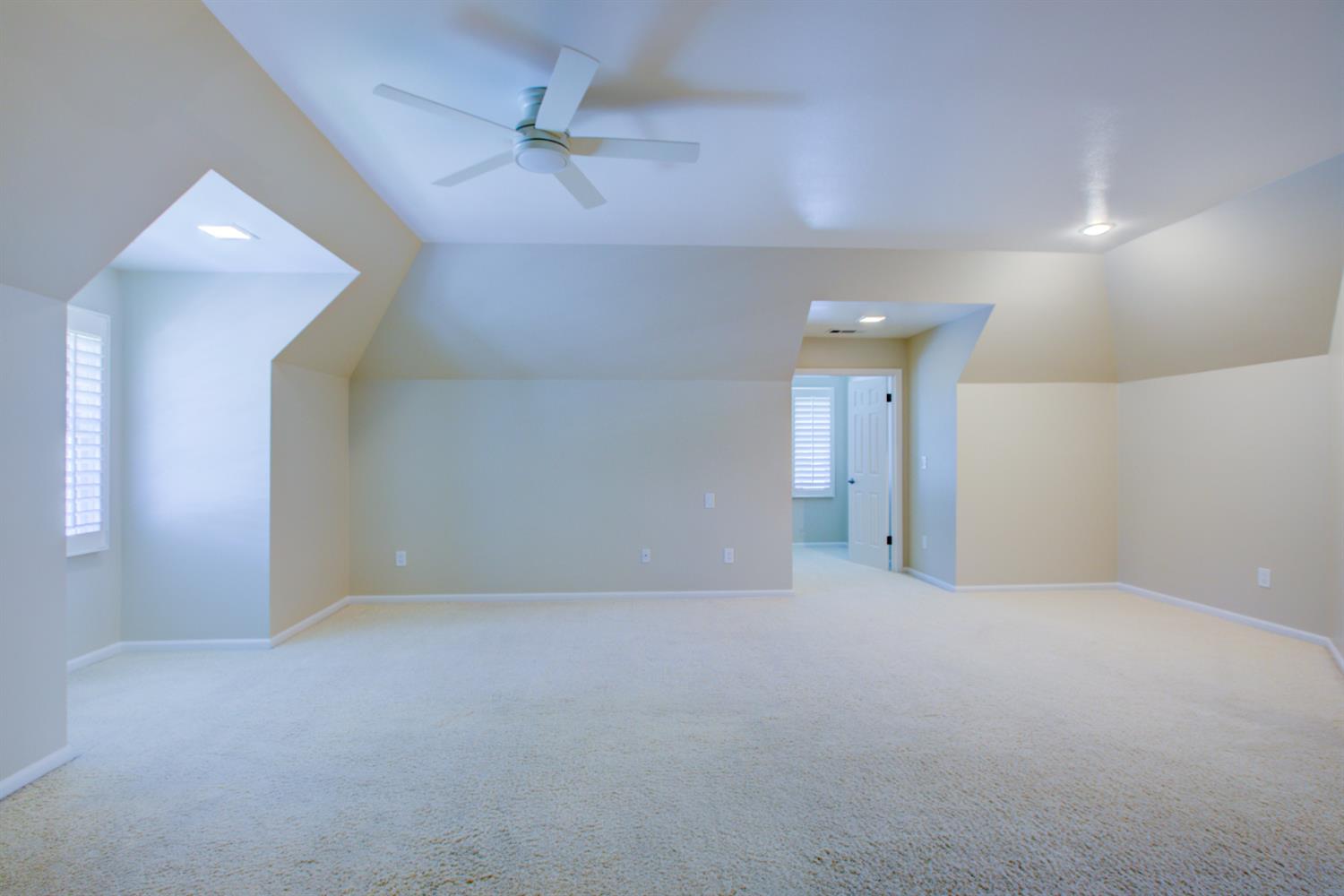 2500 Barola Ln, Modesto, CA 95356