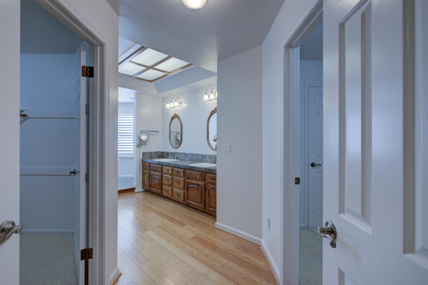 2500 Barola Ln, Modesto, CA 95356