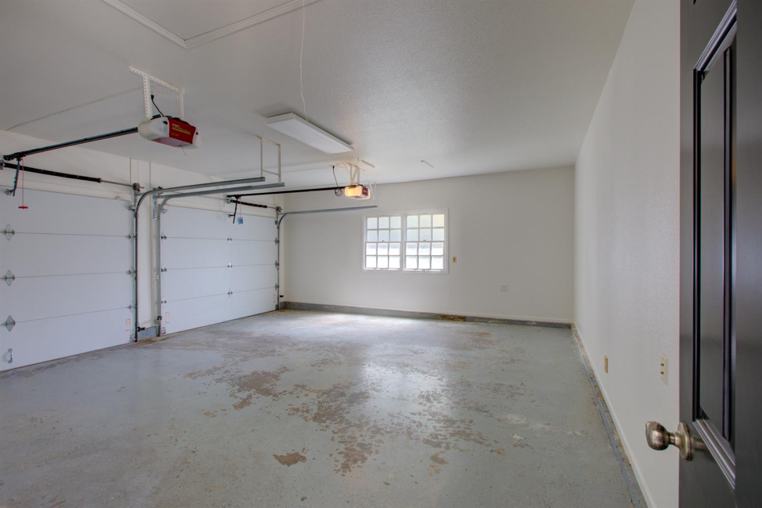2500 Barola Ln, Modesto, CA 95356