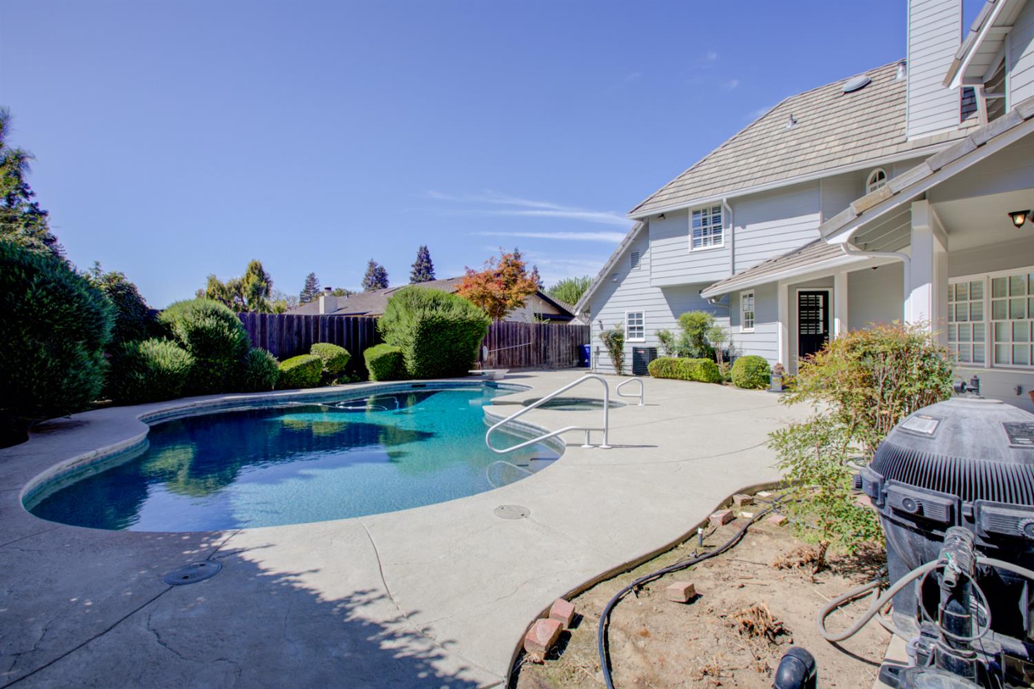 2500 Barola Ln, Modesto, CA 95356